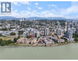 114 8 Renaissance Square, New Westminster, BC V3M7A9 Photo 32