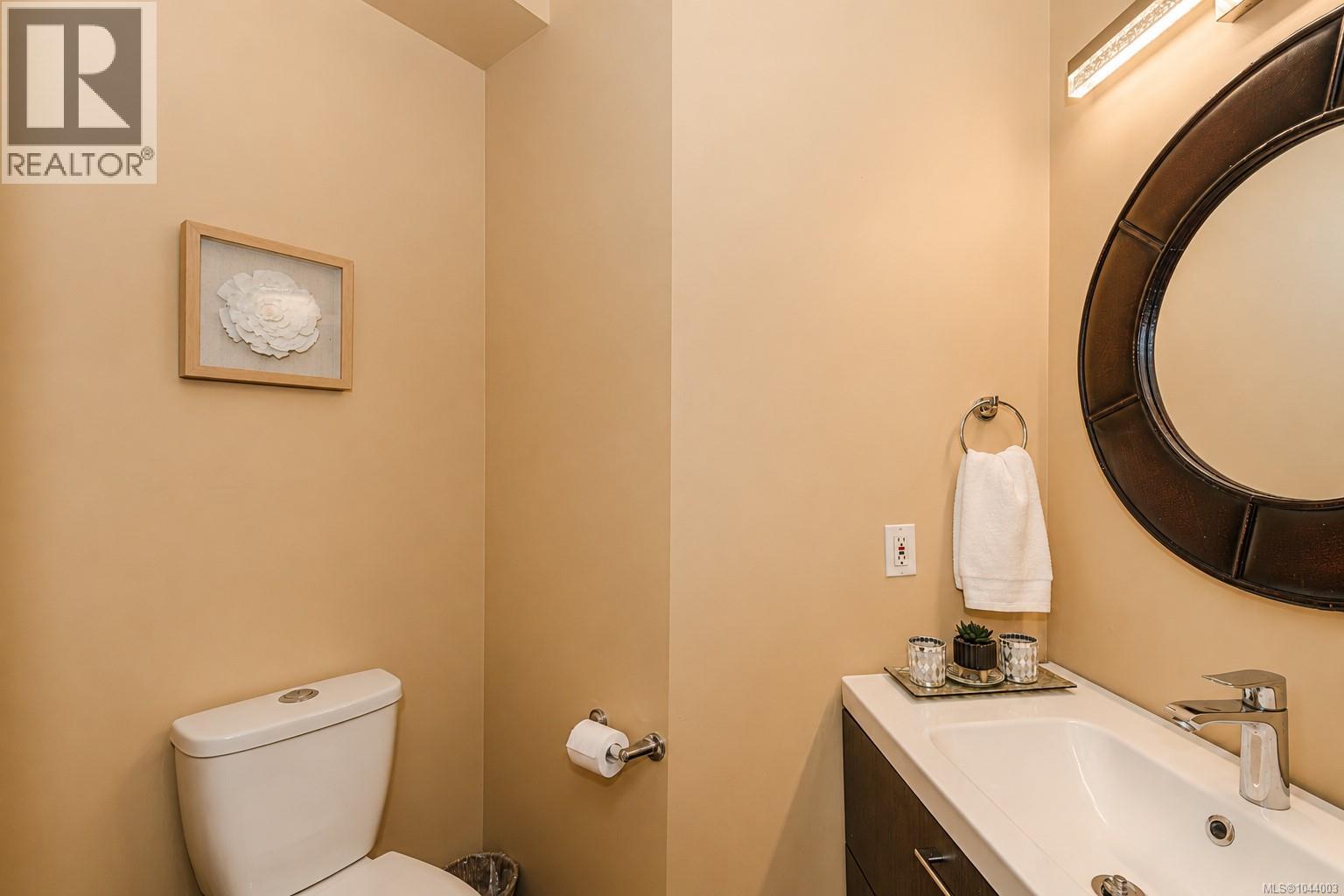 56 Stoneridge Dr - 34