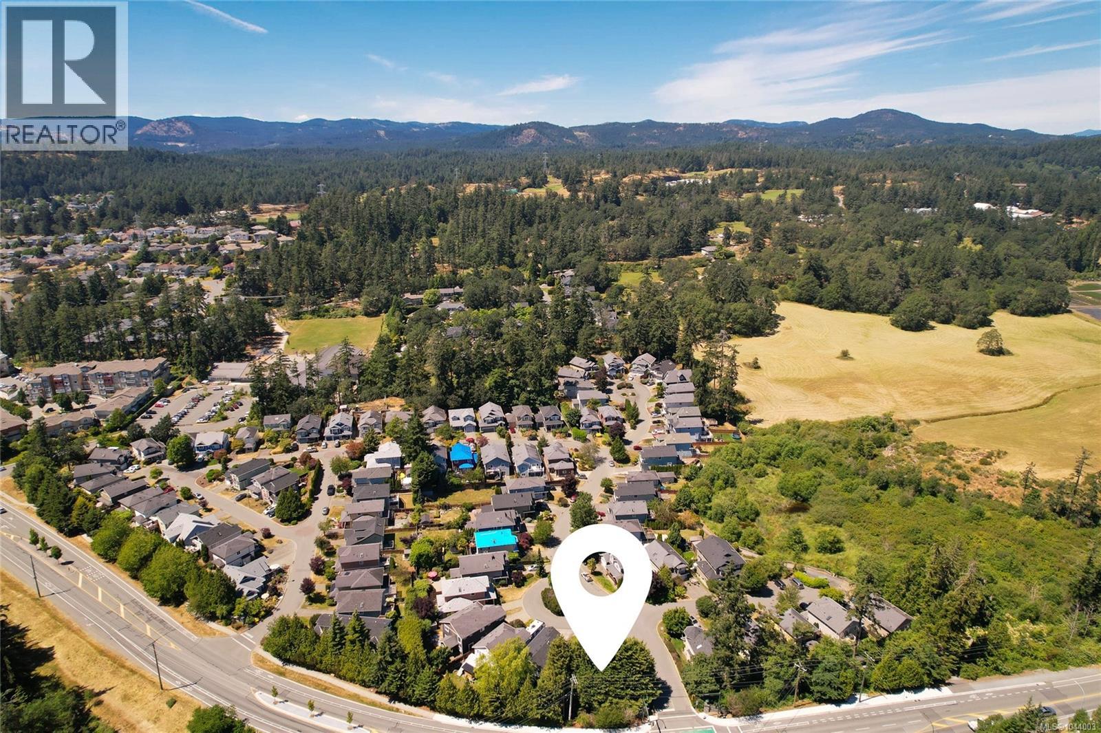 56 Stoneridge Dr - 46