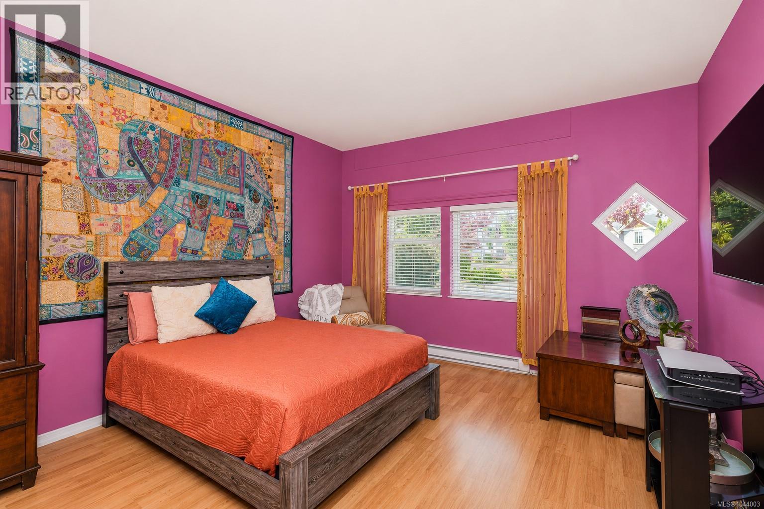 56 Stoneridge Dr - 33