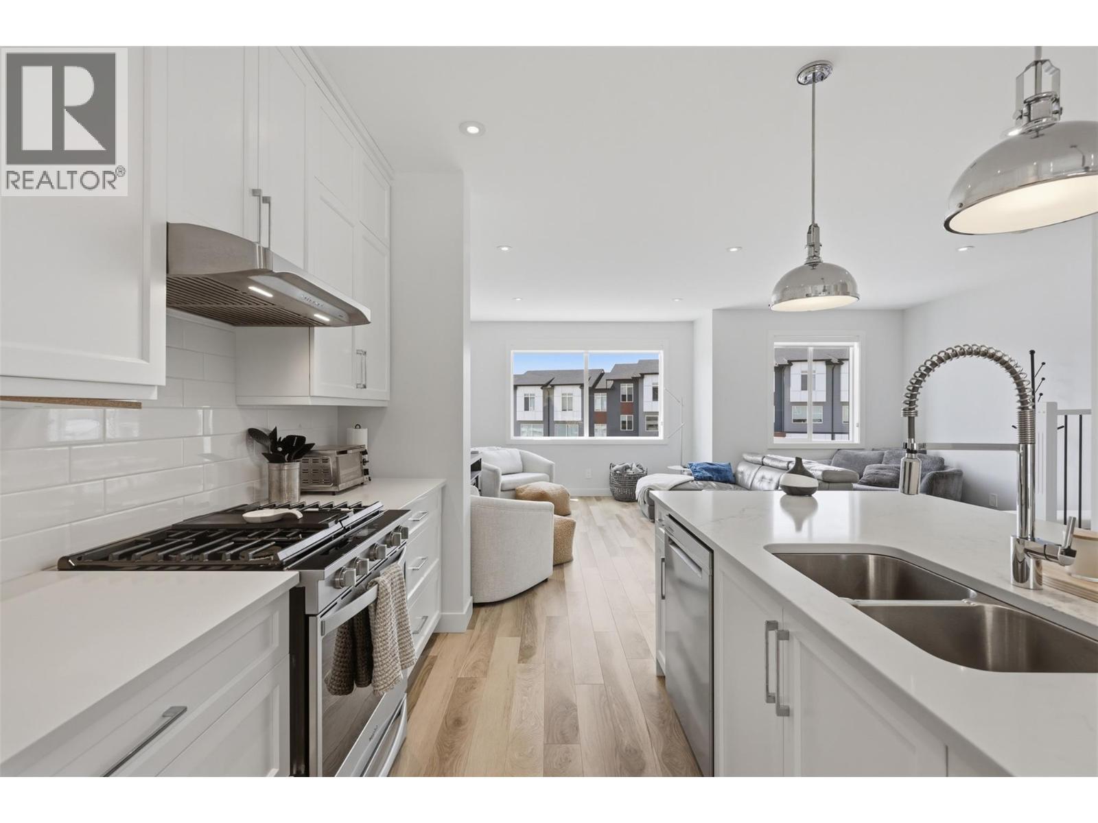 115 River Gate Drive - Image 10