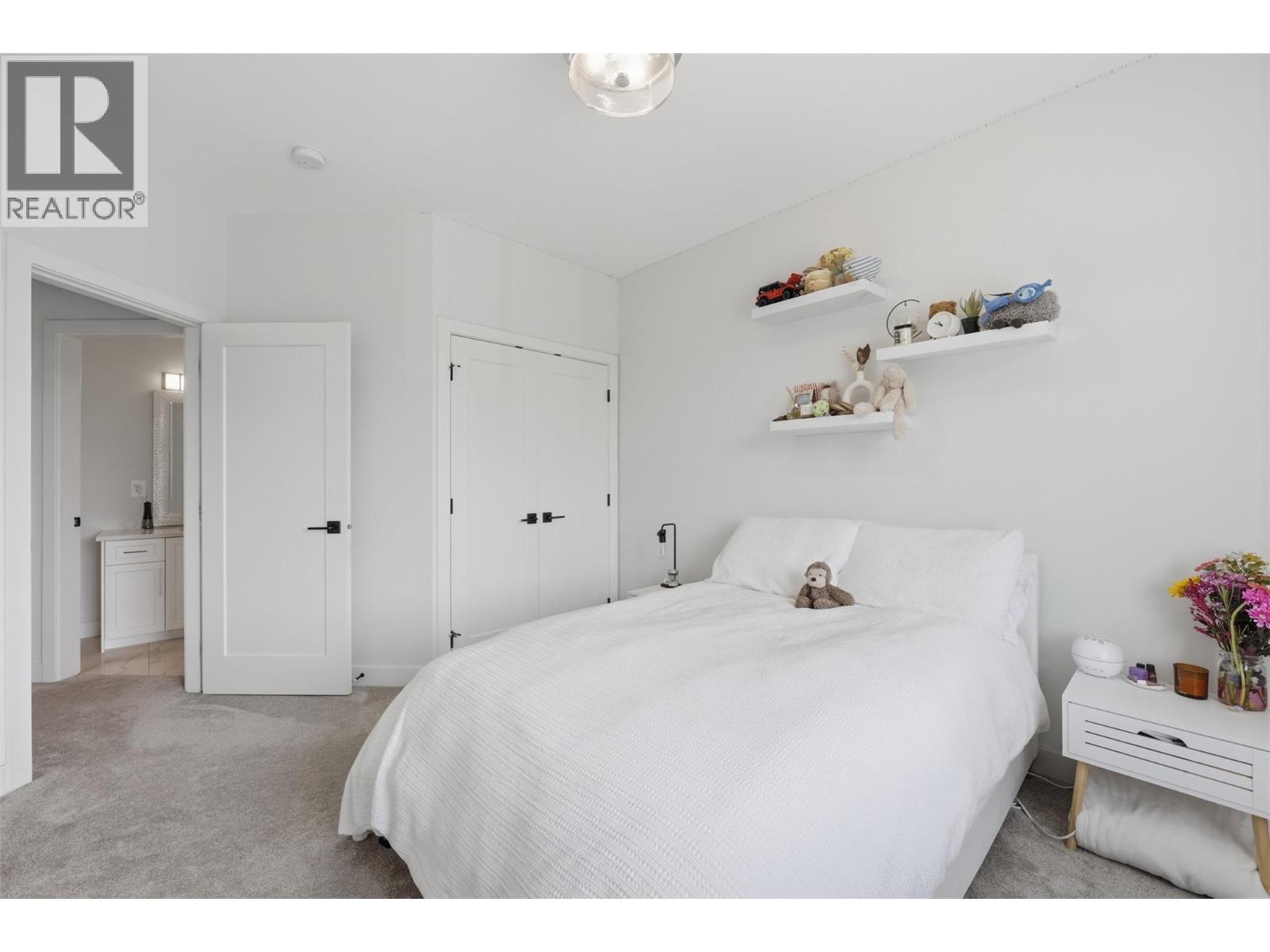 115 River Gate Drive - 40