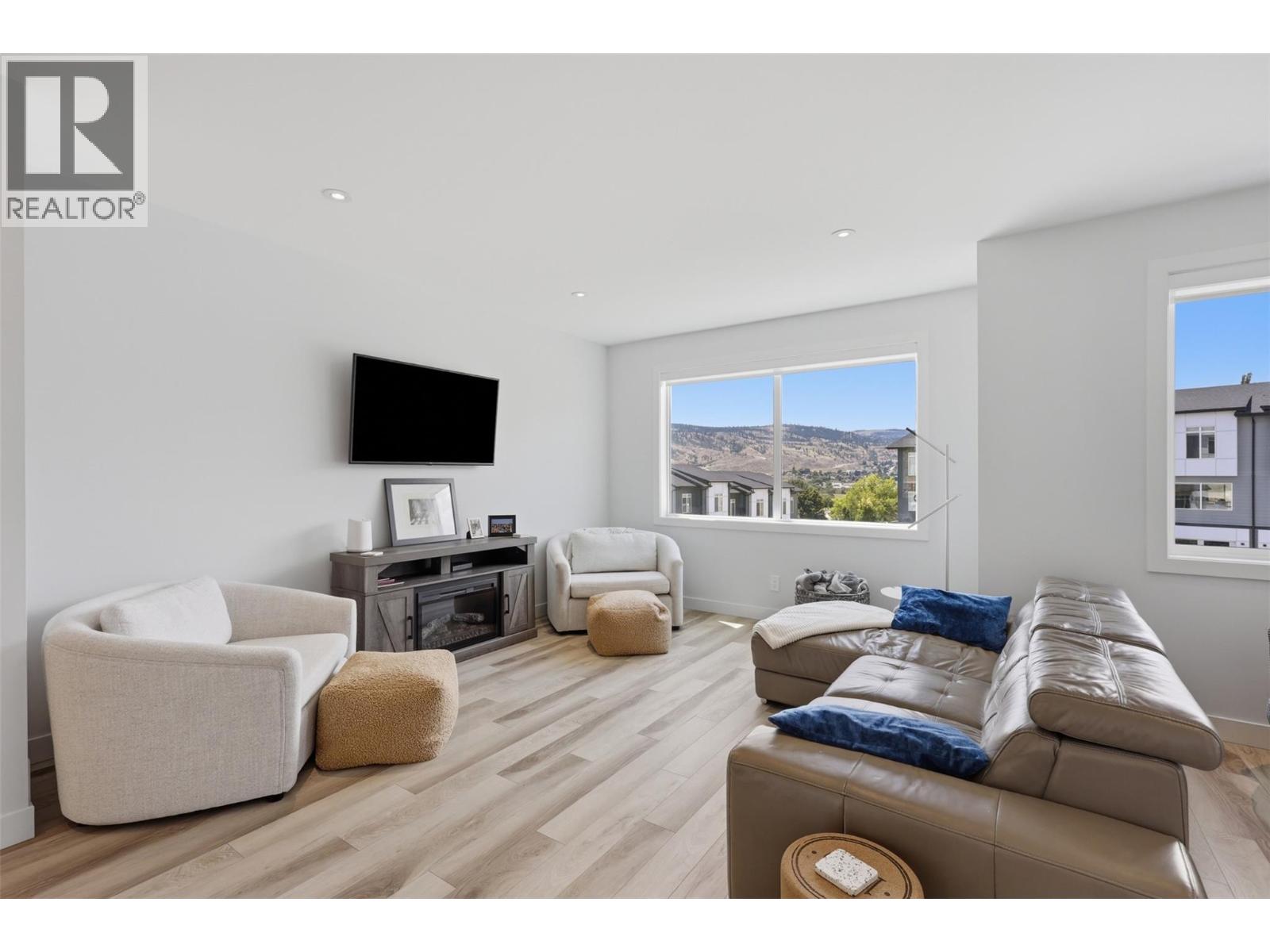115 River Gate Drive - Image 14