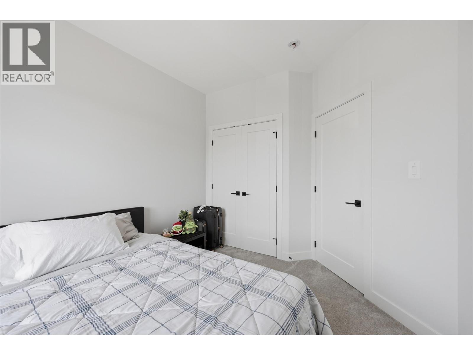 115 River Gate Drive - Image 37