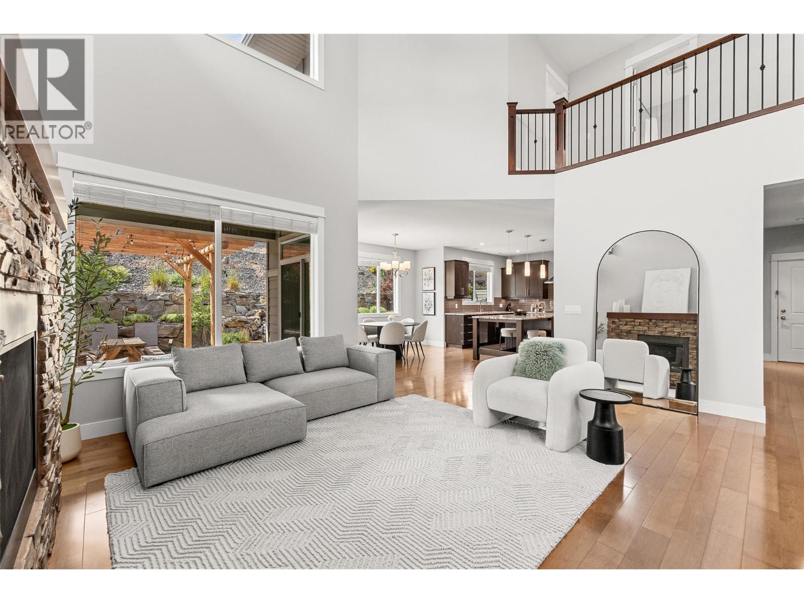 453 Lakepointe Drive - 7