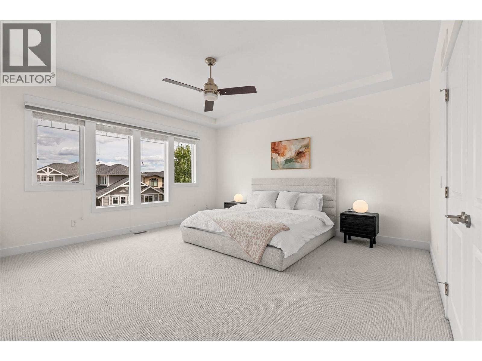 453 Lakepointe Drive - 24
