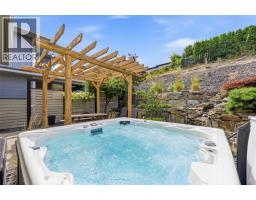 453 Lakepointe Drive, Kelowna, BC V1W5K2 Photo 47
