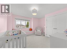 453 Lakepointe Drive, Kelowna, BC V1W5K2 Photo 32