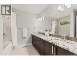 453 Lakepointe Drive, Kelowna, BC V1W5K2 Photo 34