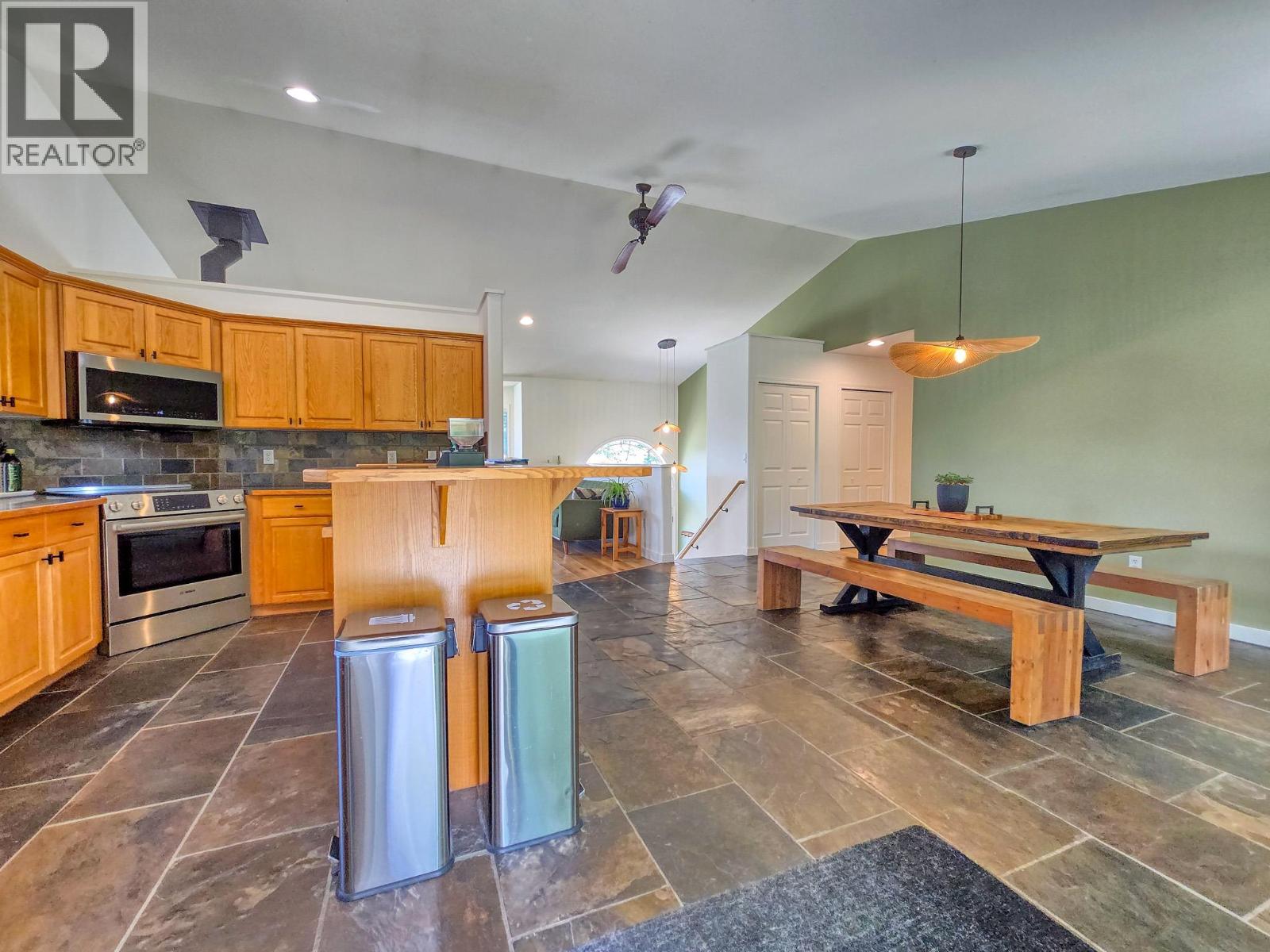 781 WESTRIDGE Drive - 3