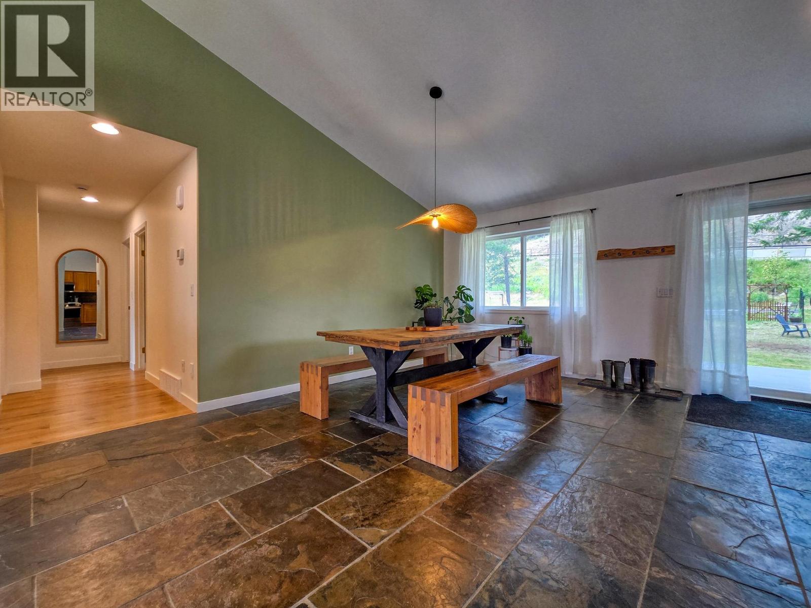 781 WESTRIDGE Drive - 23