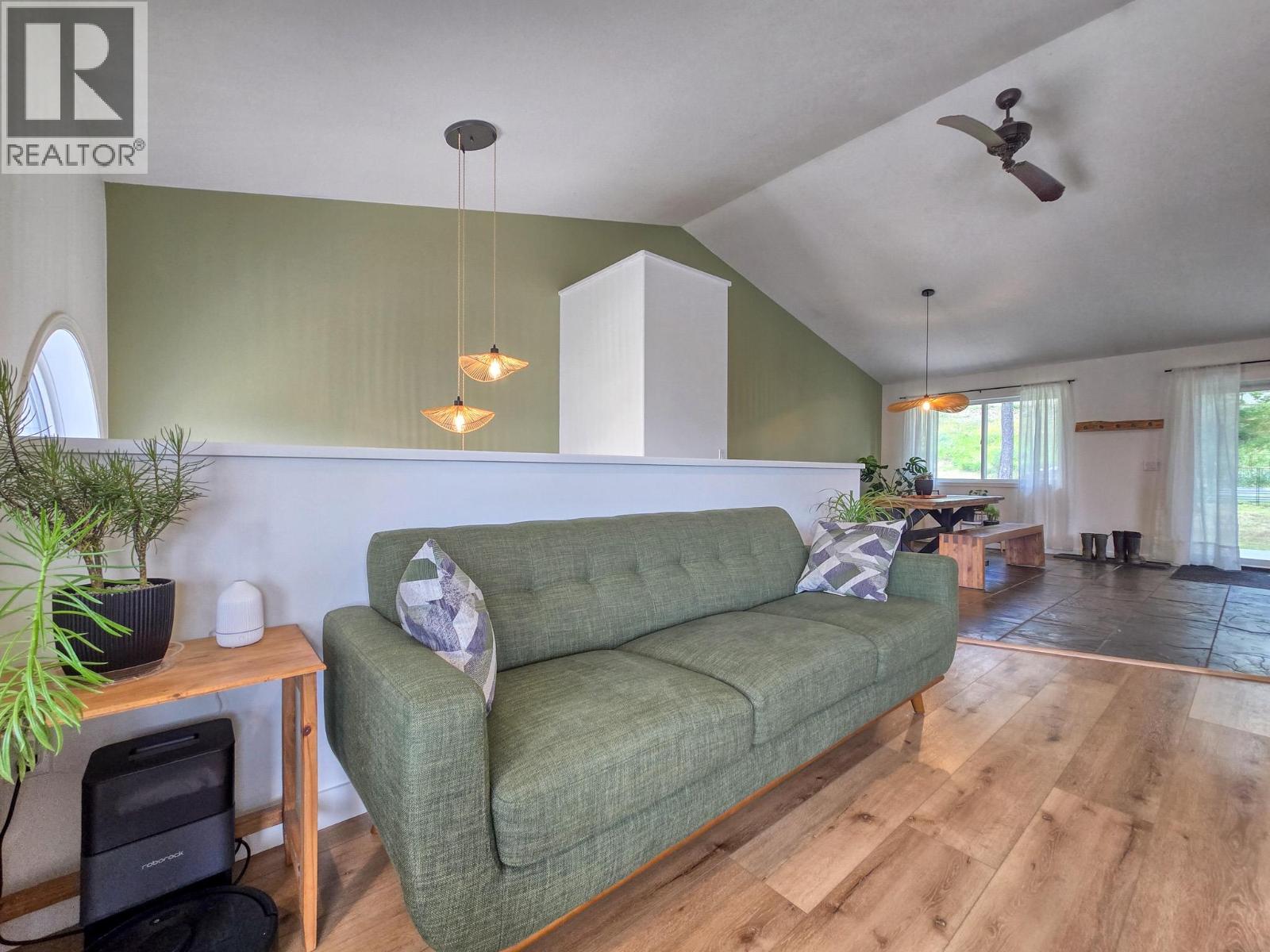 781 WESTRIDGE Drive - 47