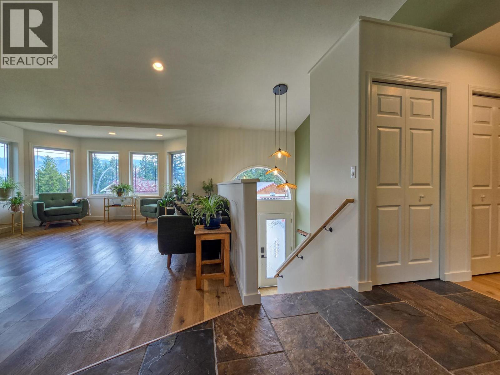 781 WESTRIDGE Drive - 5