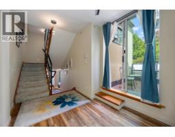 114 8 Renaissance Square, New Westminster, BC V3M7A9 Photo 14