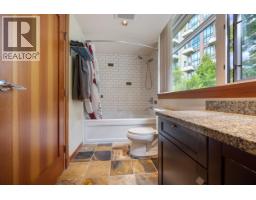 114 8 Renaissance Square, New Westminster, BC V3M7A9 Photo 22