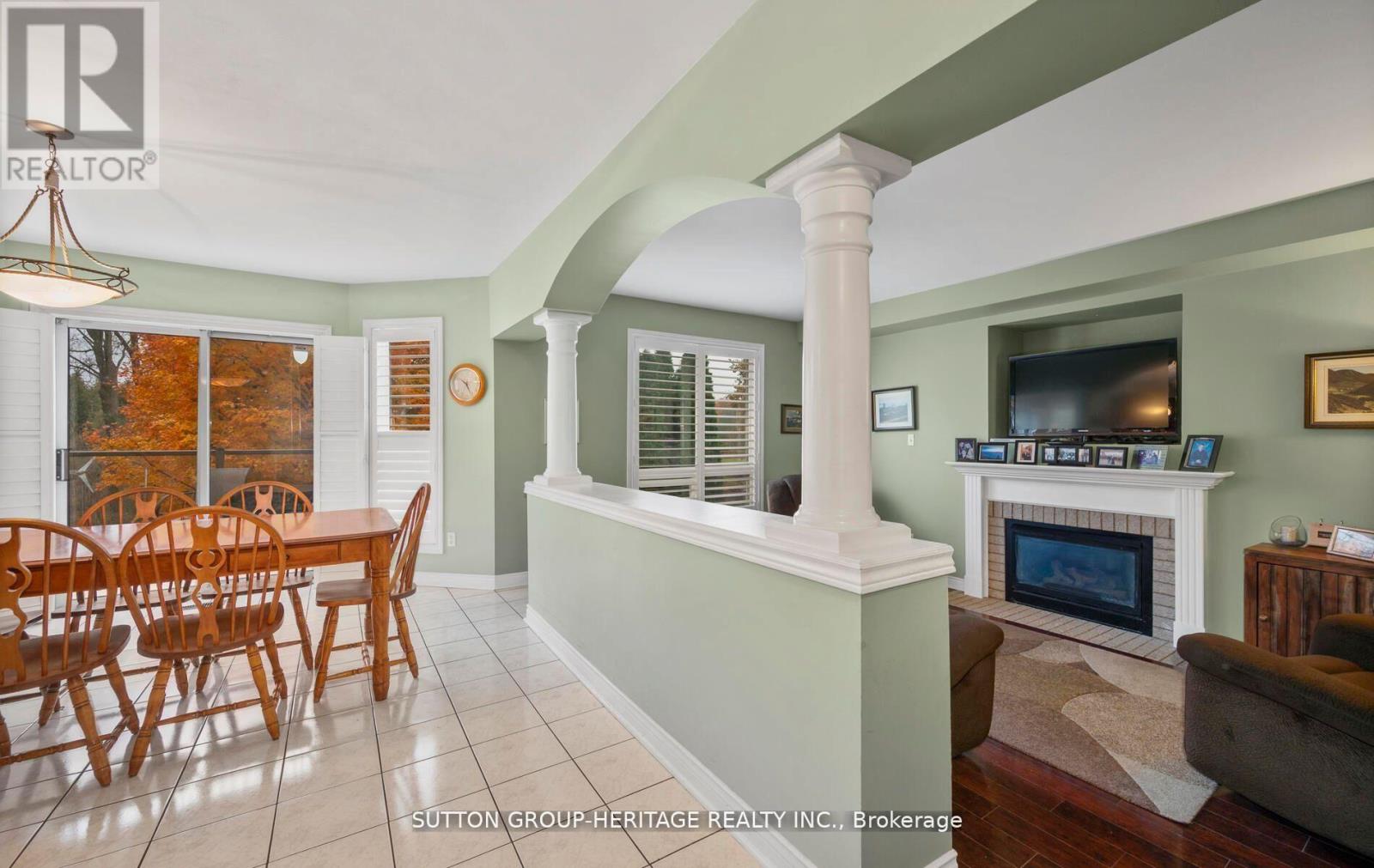 2330 SOUTHCOTT ROAD - 8