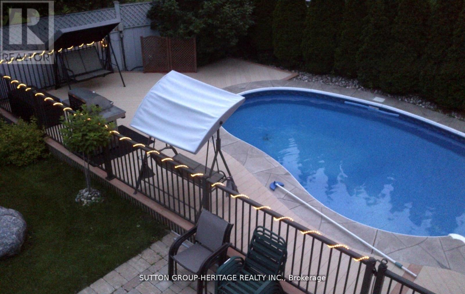 2330 SOUTHCOTT ROAD - 24