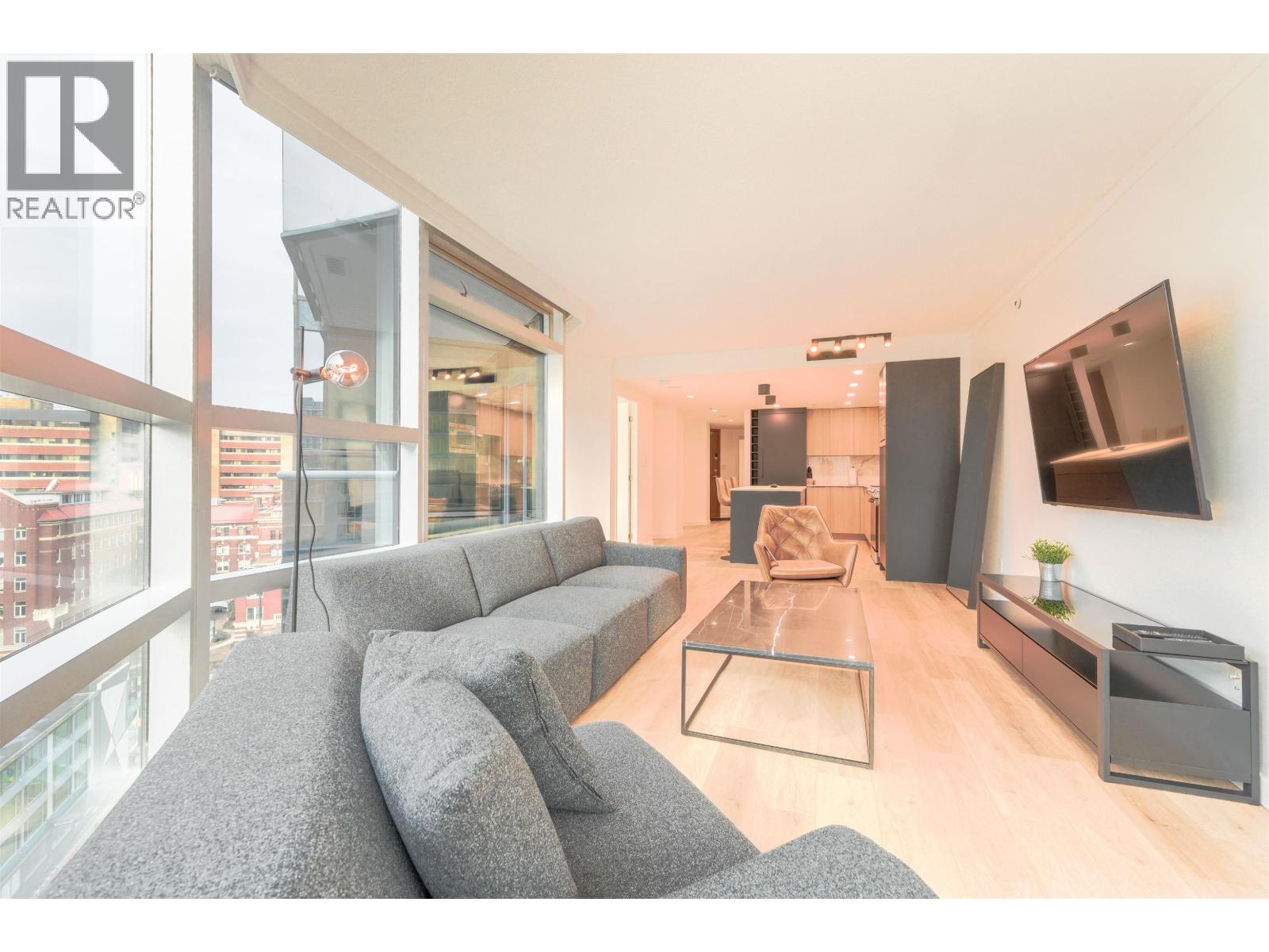 2 Bed, 2 Bath House for Rent in Vancouver – 1050 BURRARD STREET, Vancouver – MLS# R3149353 - Image 2