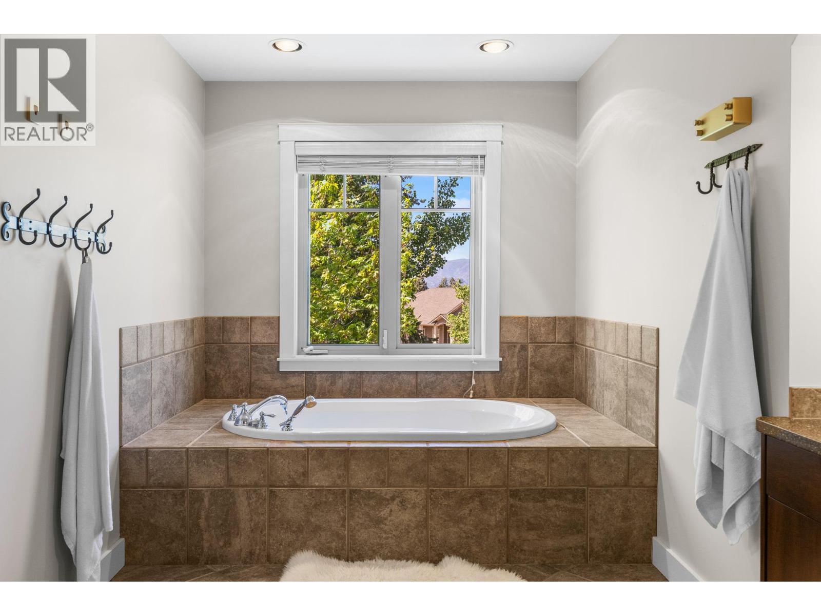 1717 Canyon View Court - 48