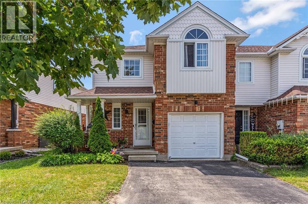 87 MARSTON Crescent - 1