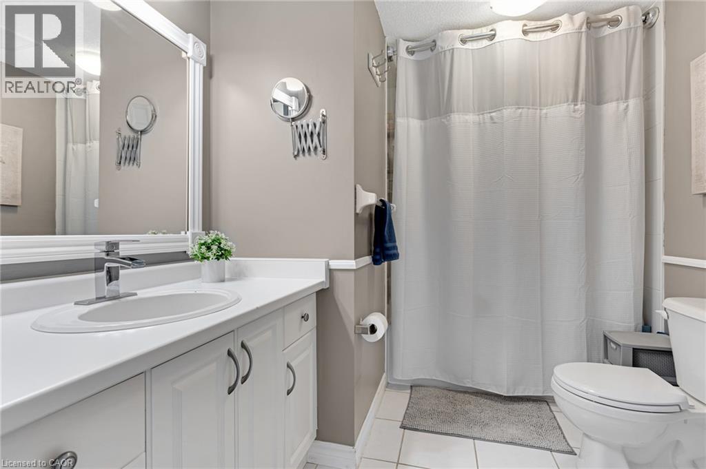 87 MARSTON Crescent - 30