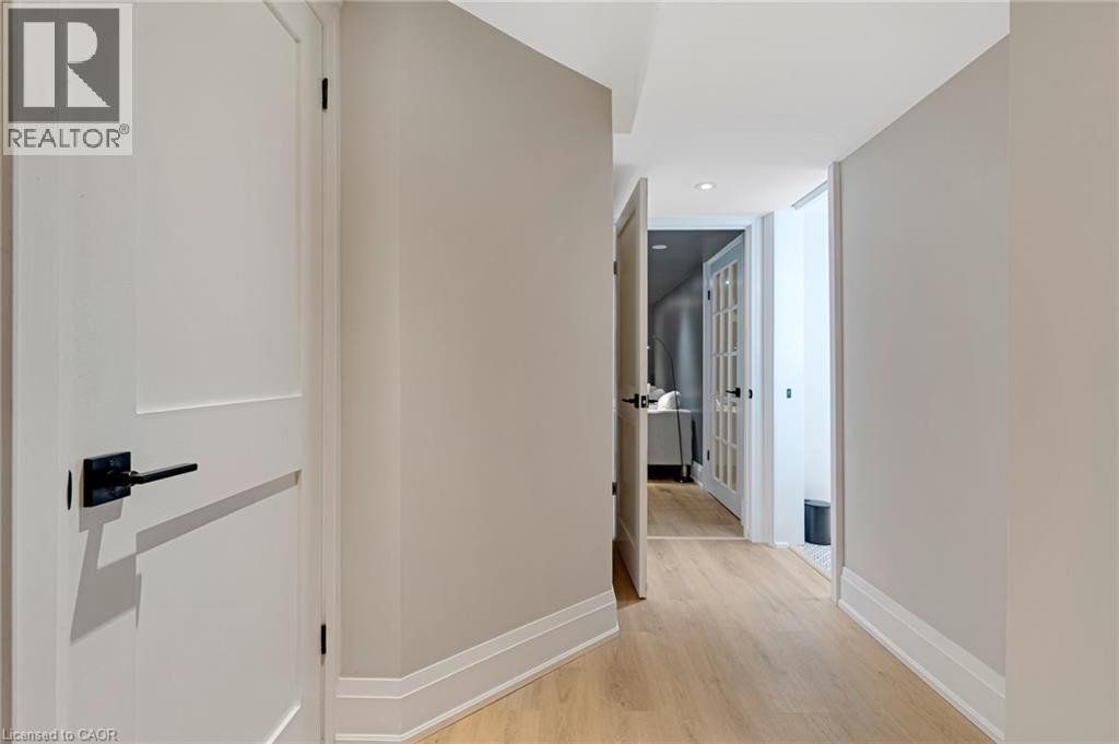 87 MARSTON Crescent - 36