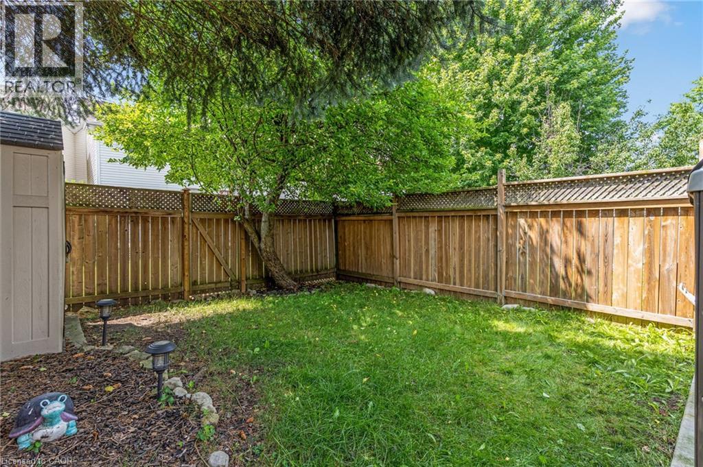 87 MARSTON Crescent - 44