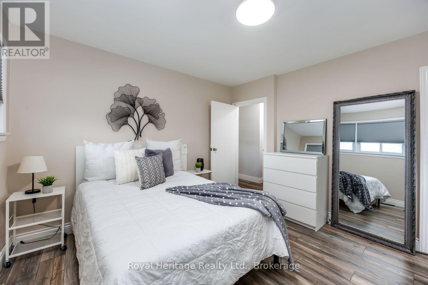 251 ELIZABETH STREET - Image 7