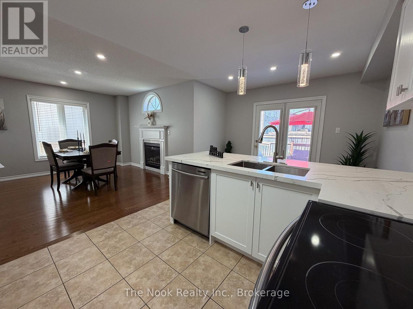 10 BROOME AVENUE - 19