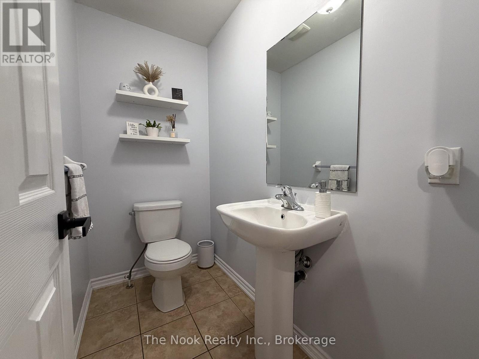 10 BROOME AVENUE - 27