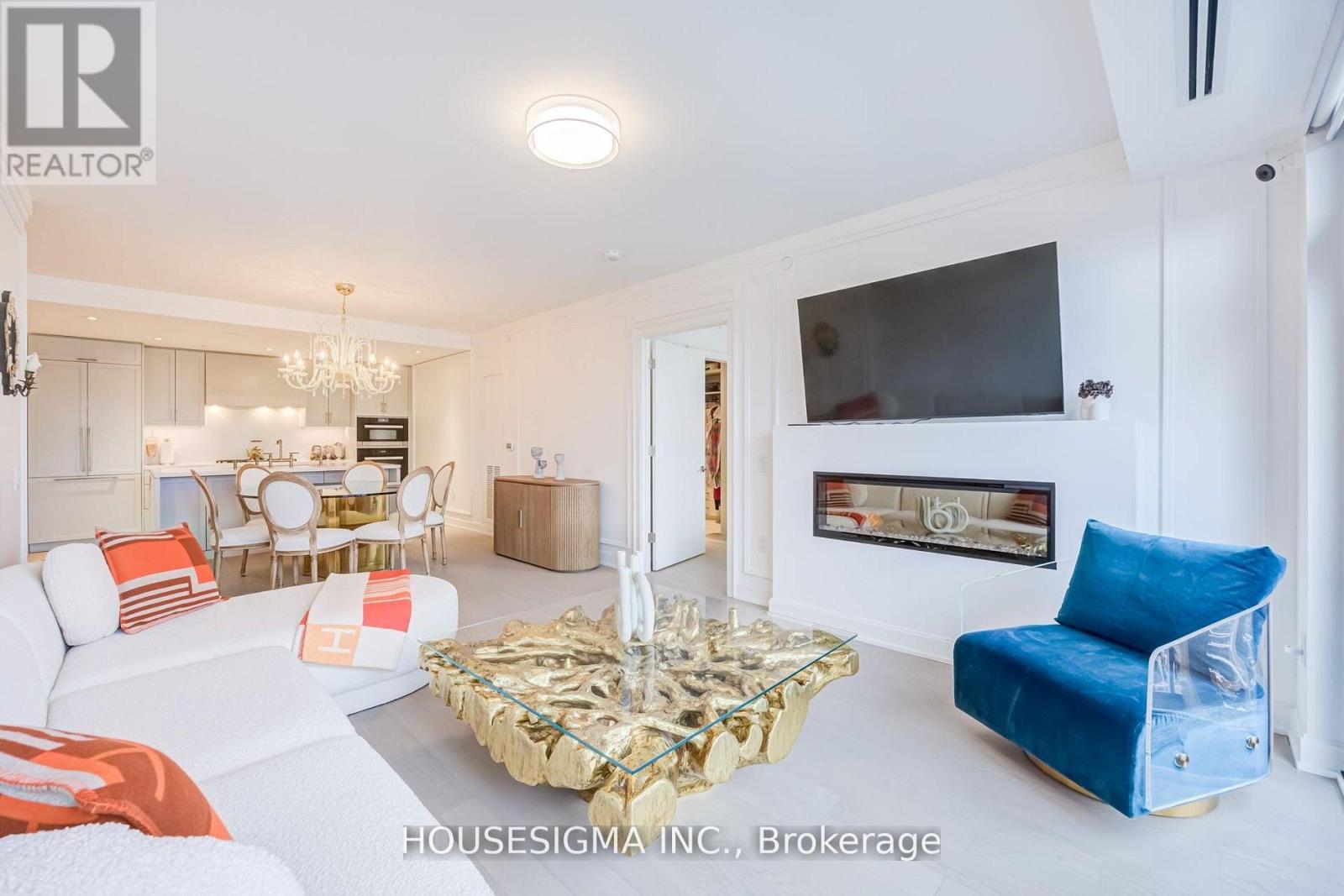 #406 1 STRATHGOWAN AVENUE - 24