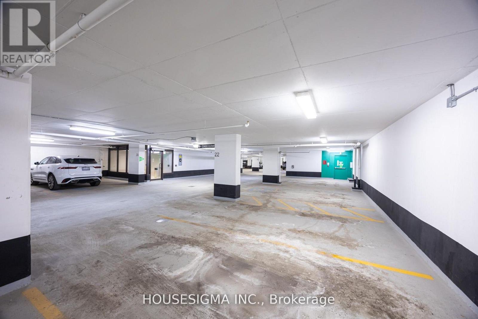 #406 1 STRATHGOWAN AVENUE - 43