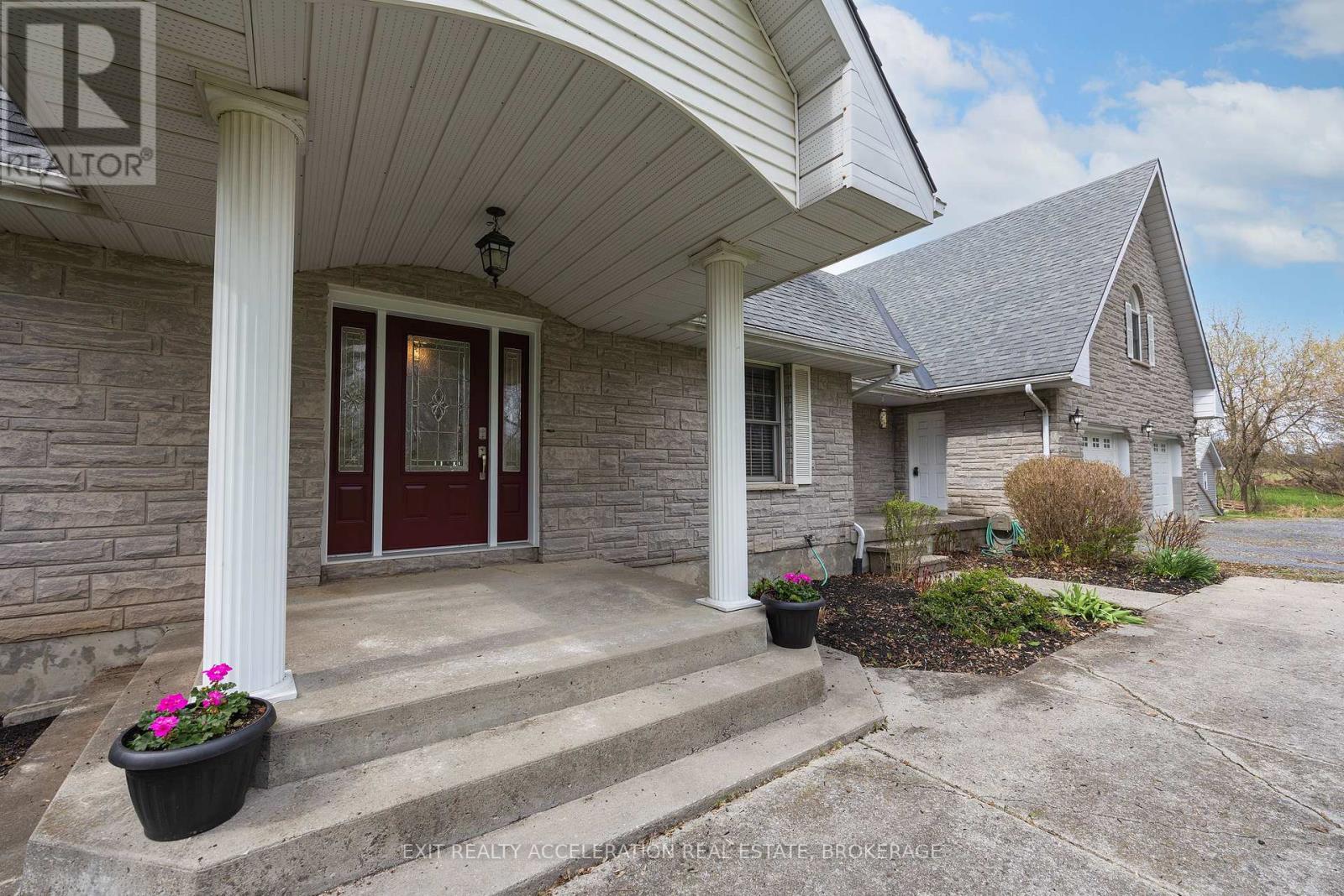 7349 COUNTY RD 2 - 7