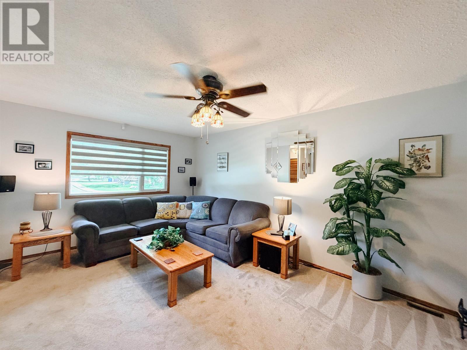 917 Valley Drive - Image 16