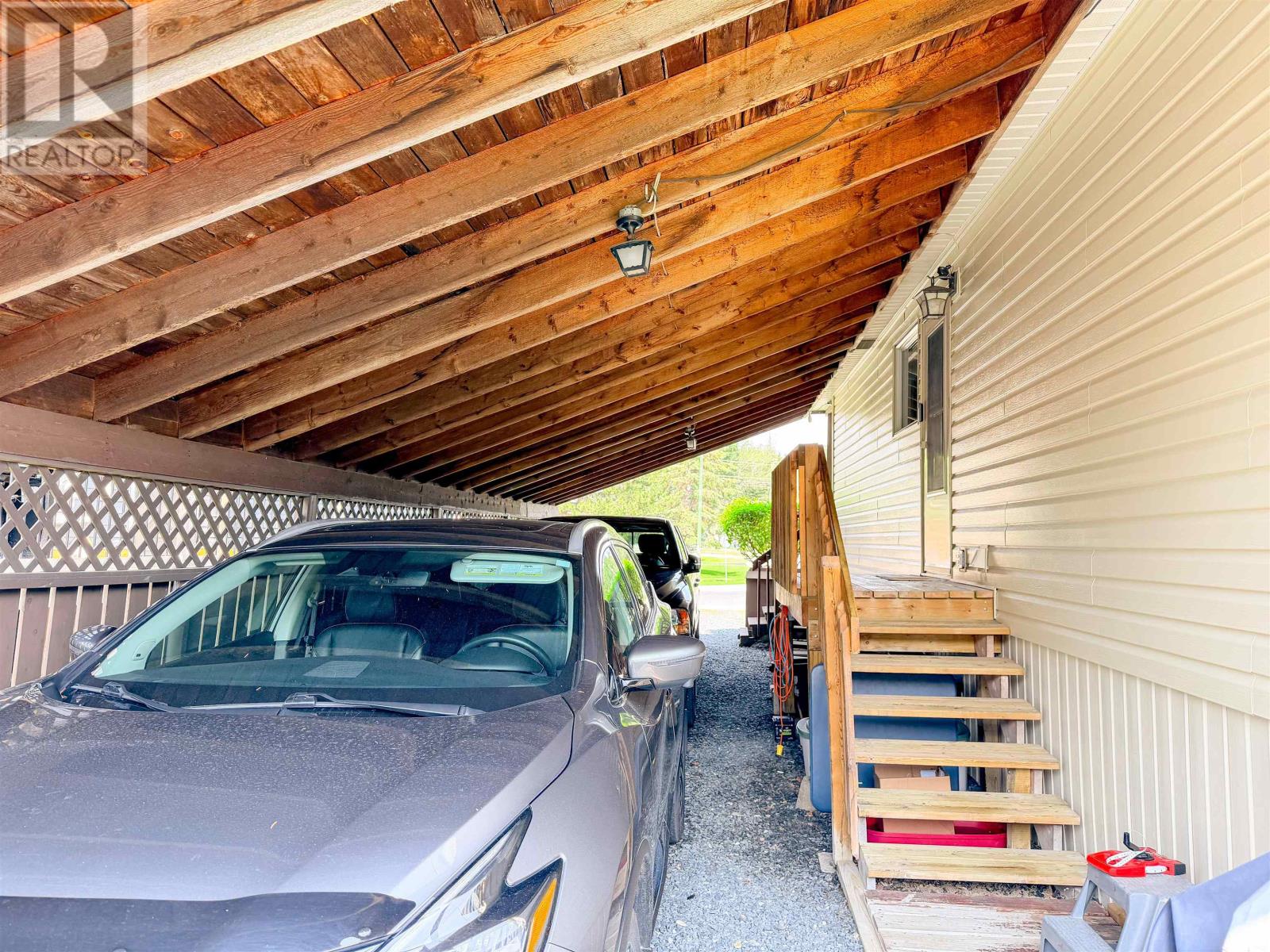 917 Valley Drive - 32