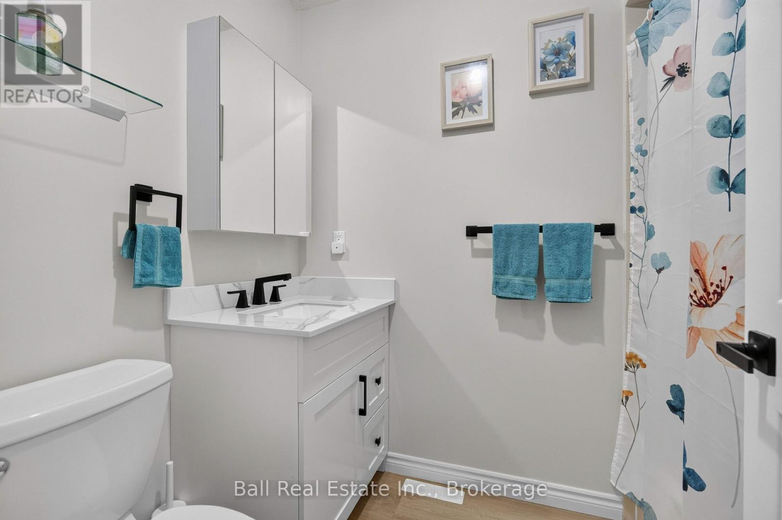 18 RUSSELL HILL ROAD - Image 25