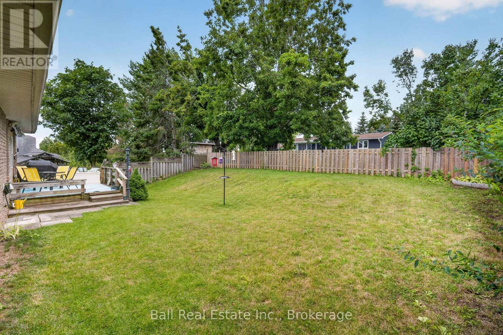 18 RUSSELL HILL ROAD - Image 37