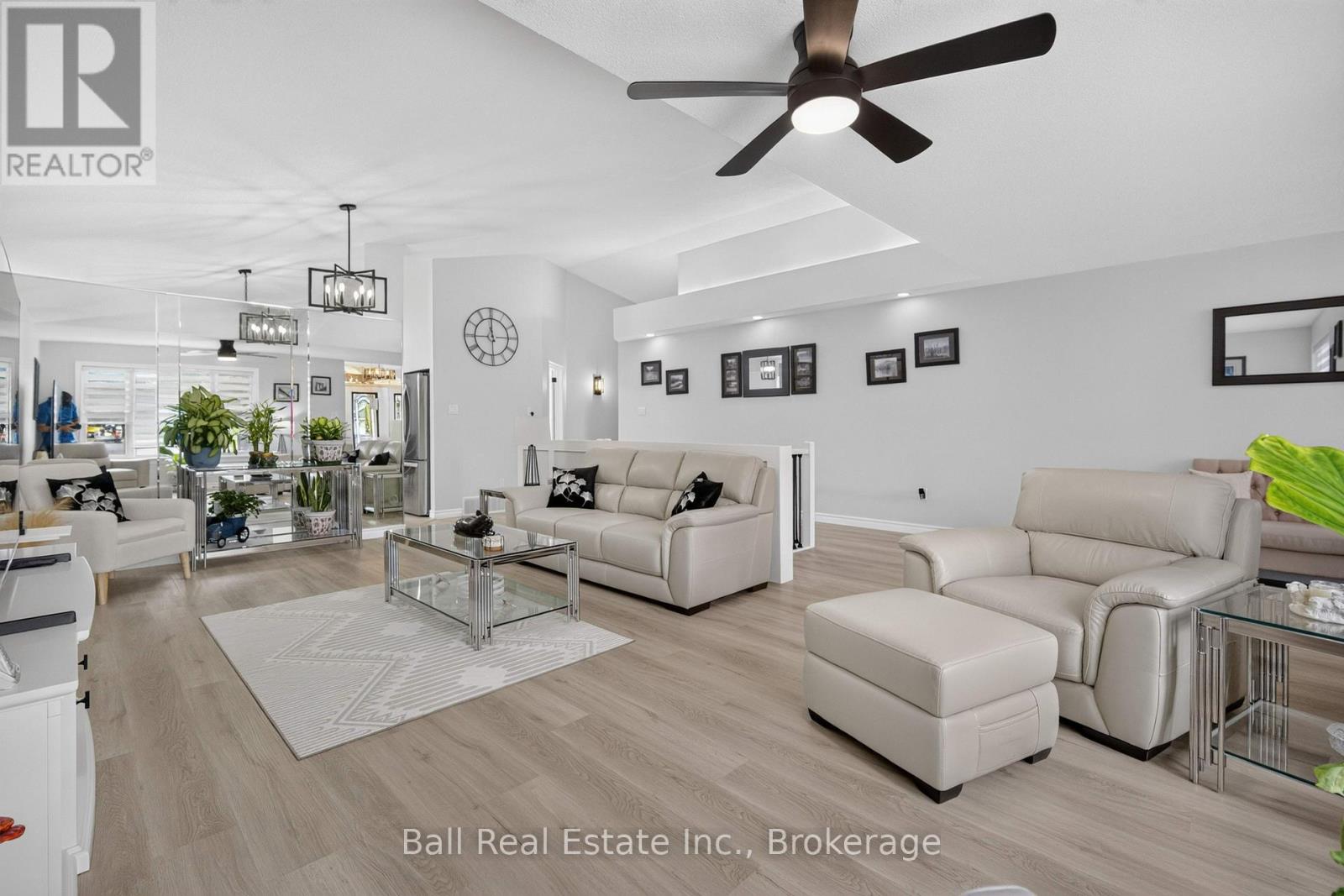 18 RUSSELL HILL ROAD - Image 8