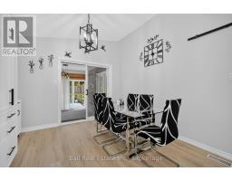 18 Russell Hill Road, Kawartha Lakes, ON K0M1A0 Photo 15