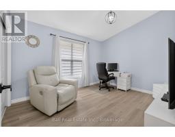 18 Russell Hill Road, Kawartha Lakes, ON K0M1A0 Photo 24