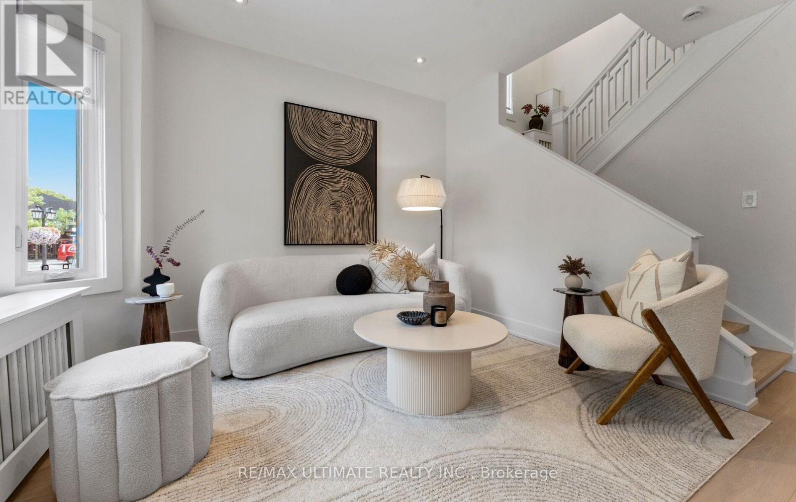 906 LOGAN AVENUE - 10