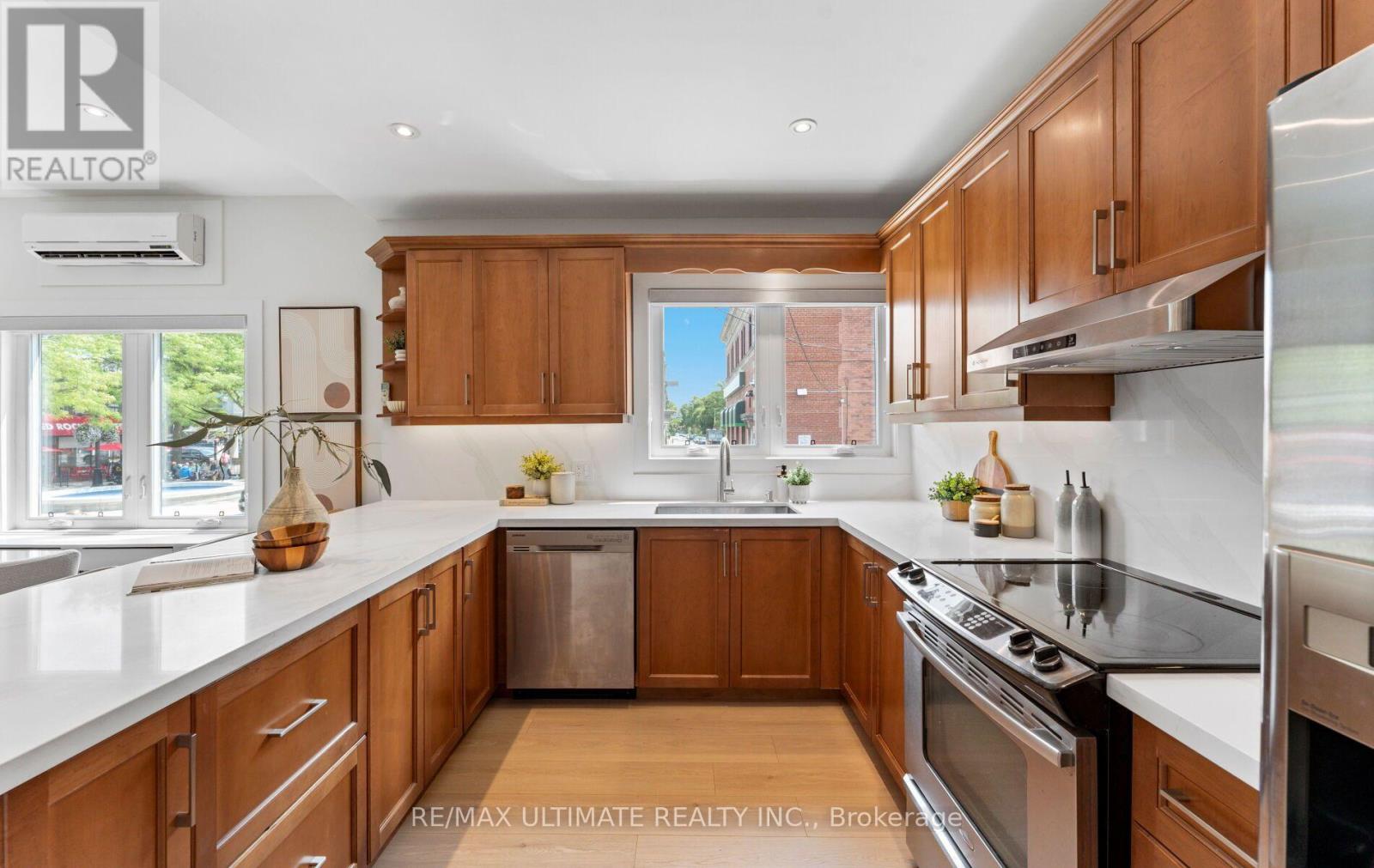 906 LOGAN AVENUE - 15