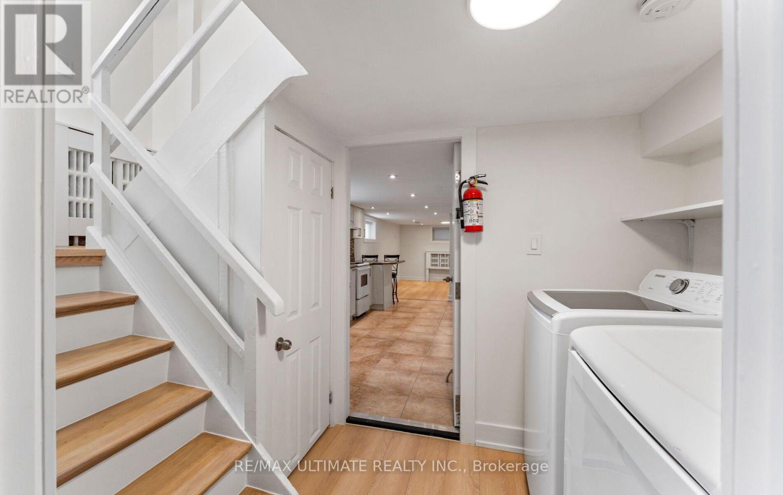 906 LOGAN AVENUE - 28