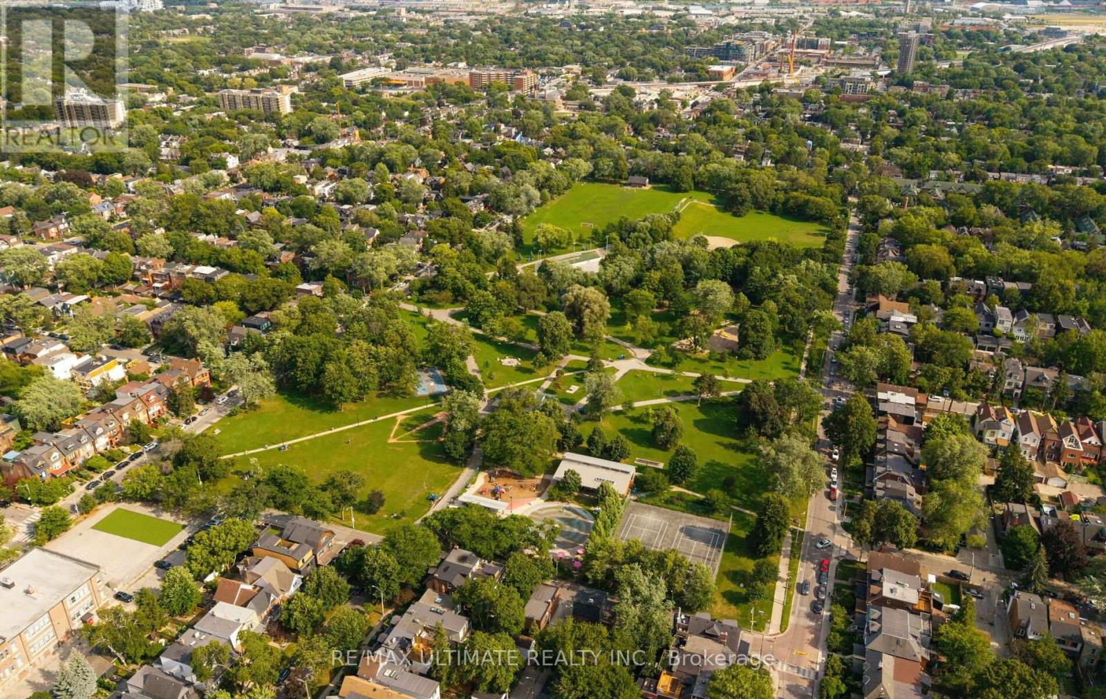 906 LOGAN AVENUE - 49