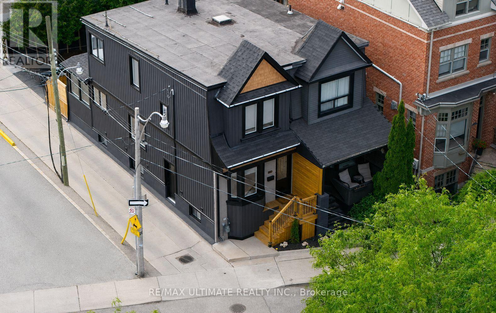 906 LOGAN AVENUE - Image 5