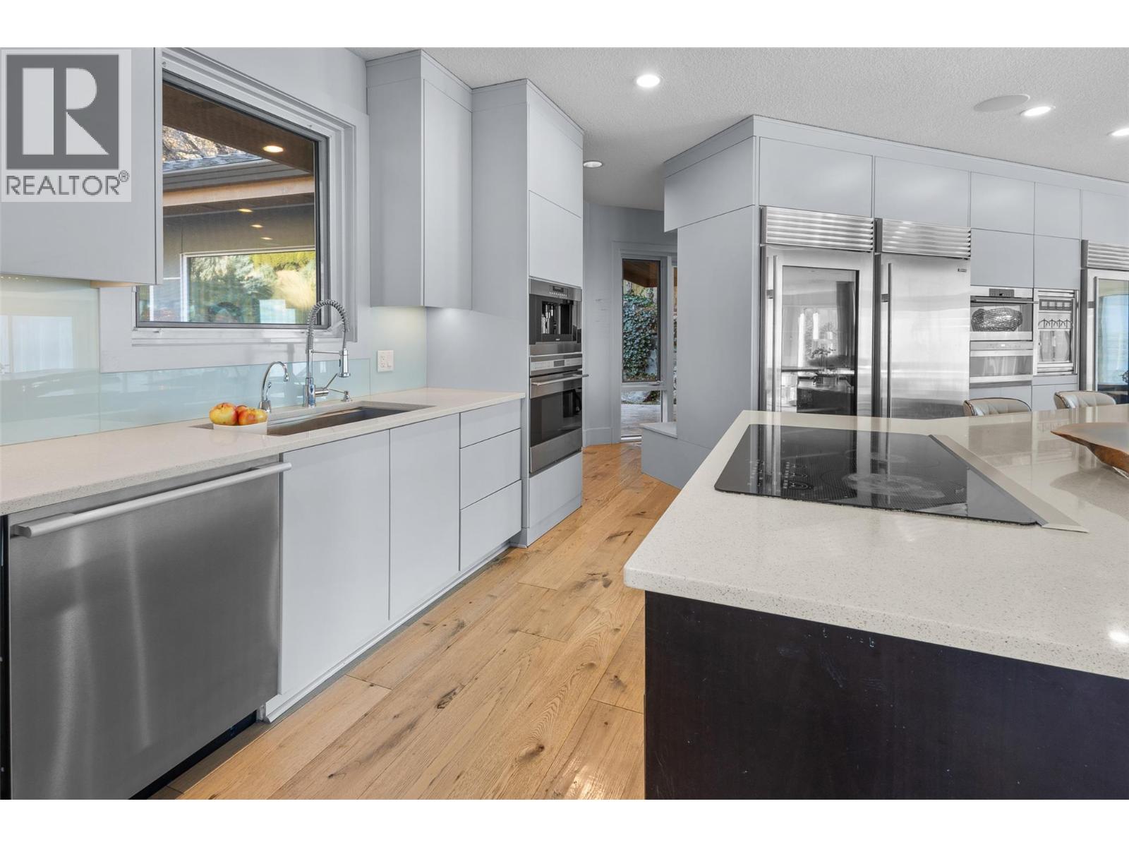 2100 Dewdney Road, Kelowna
