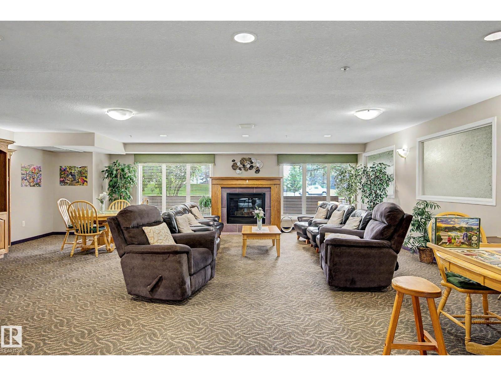 #209 237 YOUVILLE DR E NW - 24