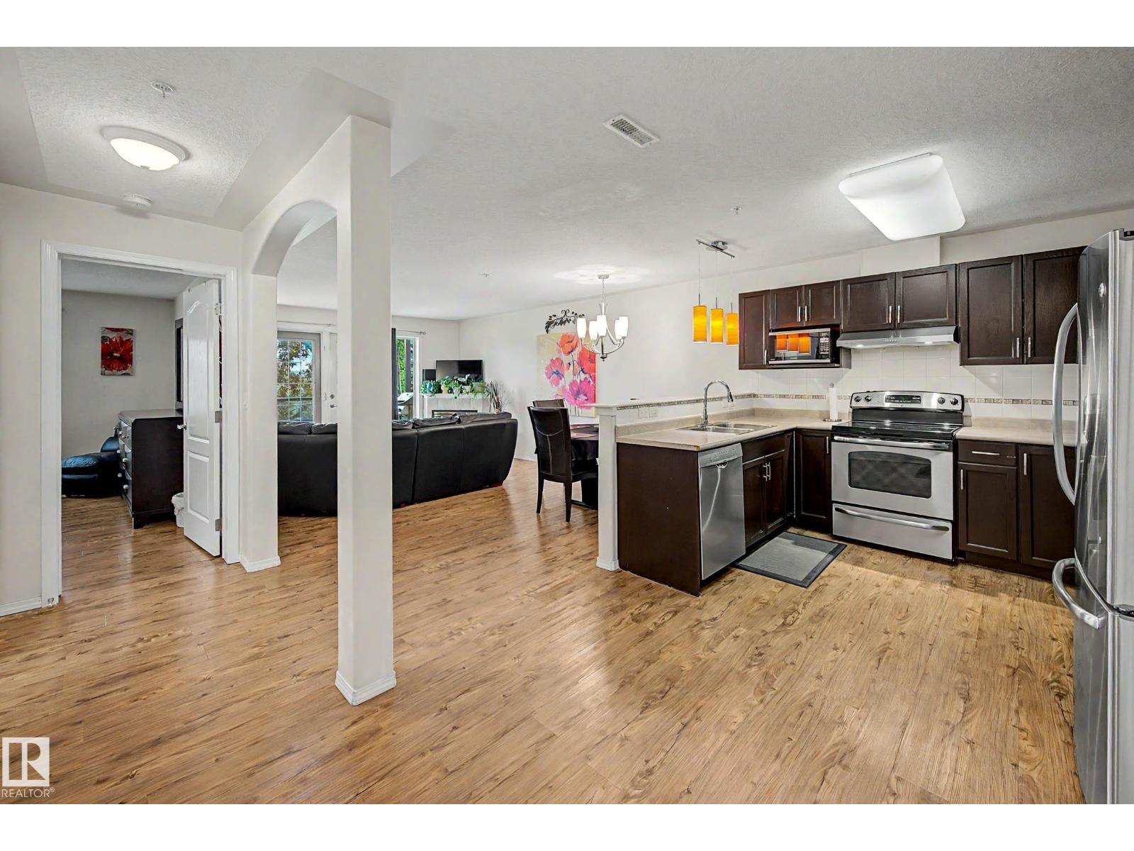 #209 237 YOUVILLE DR E NW - 4