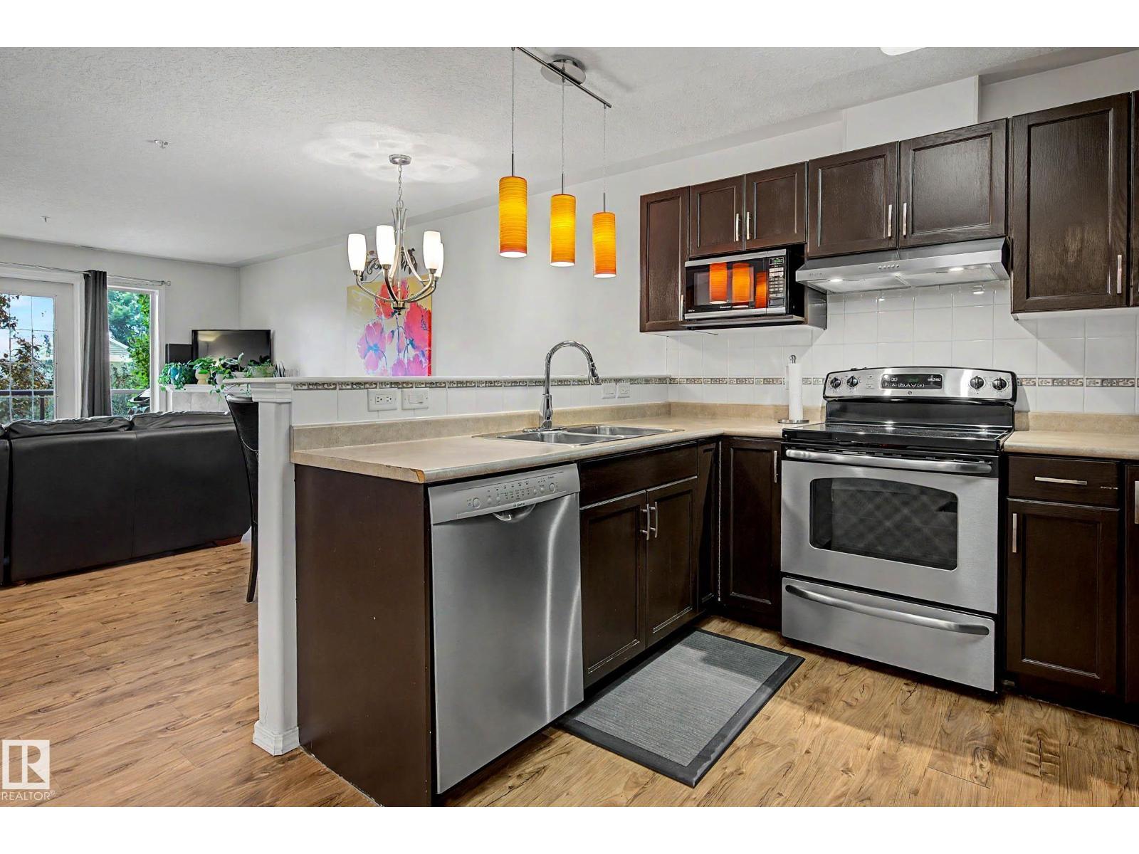 #209 237 YOUVILLE DR E NW - 7