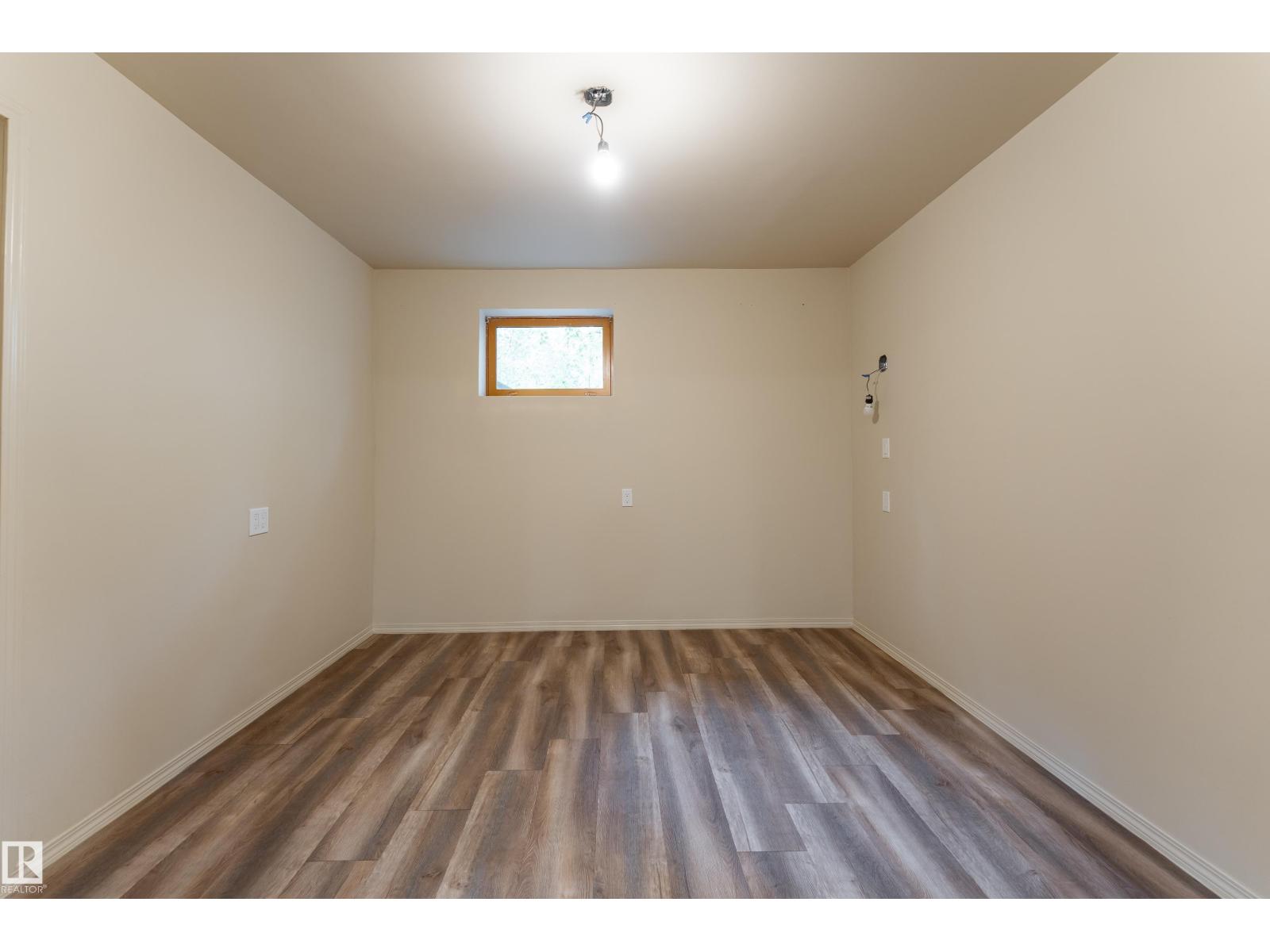#213 1414 HWY 37 - 39
